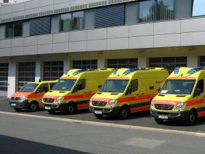 Vier Rettungswagen