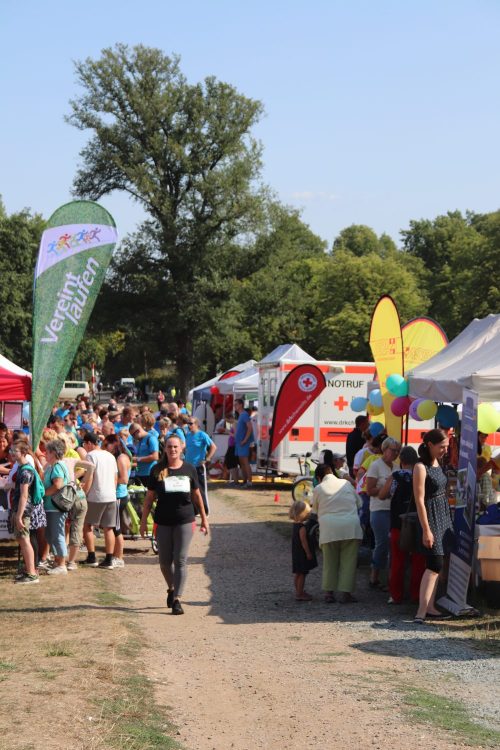 Blick auf Stände bei Vereint Laufen
