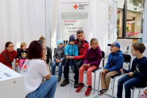 DRK Gesprächsrunde mit Kindern