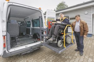 DRK Fahrdienst Behinderter im Rollstuhl