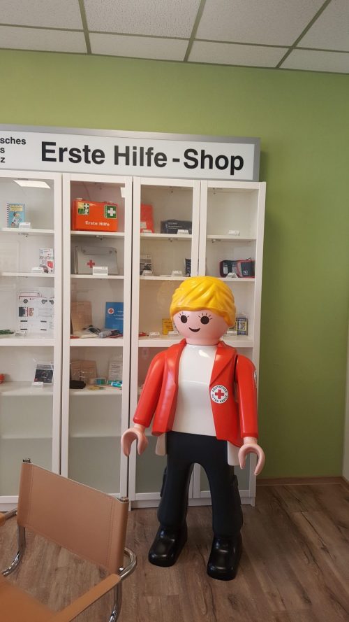 DRK Erste Hilfe Shop und Playmobilfigur