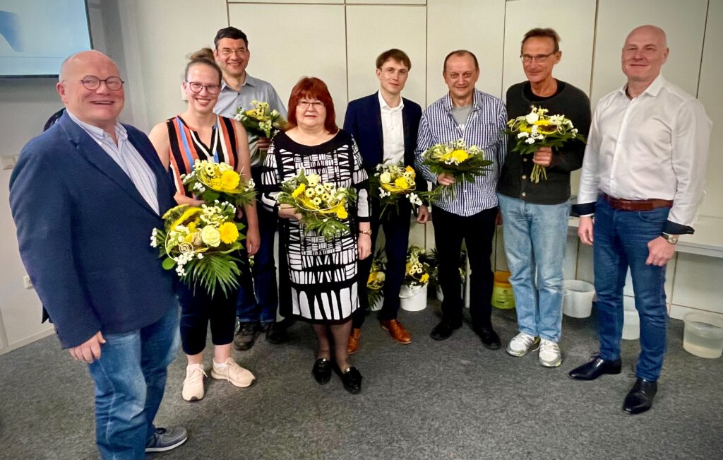 Das Präsidium des DRK Kreisverbandes Chemnitz e.V.: Präsident Dr. Matthias Schellner, Mitglied Sophie Zörle, Mitglied Sebastian Reiß, Vizepräsidentin Kerstin Börner, Mitglied Pof. Dr. Tom Schaal, Kreisverbandsarzt Dr. Thomas Morgner, Vizepräsident Elmar Werner und Vorstandsvorsitzender Pierre Bartsch, Schatzmeister Sven Schreiber und Vertreter der Gemeinschaft Bereitschaften René Kappel und Vertreter der Gemeinschaft Wasserwacht Nils Rücker.